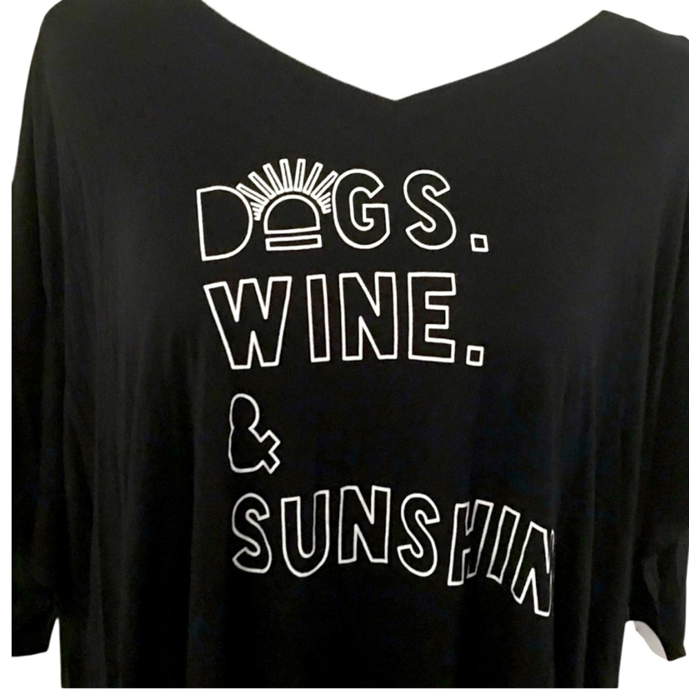 😍 Brand new Graphic Tee